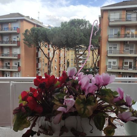 Cinthia'S House Apartment Rome Bagian luar foto