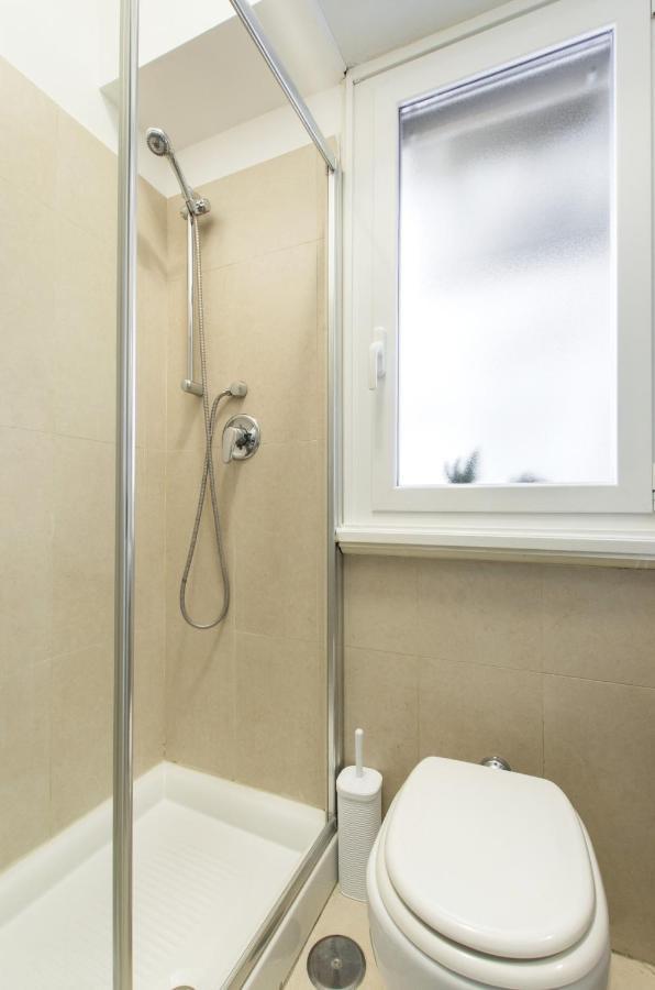 Cinthia'S House Apartment Rome Bagian luar foto